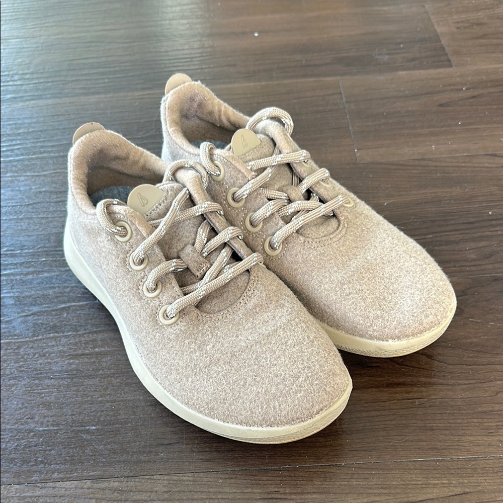 Allbirds Tan Sneakers with Cushioned Comfort and Minimal Design